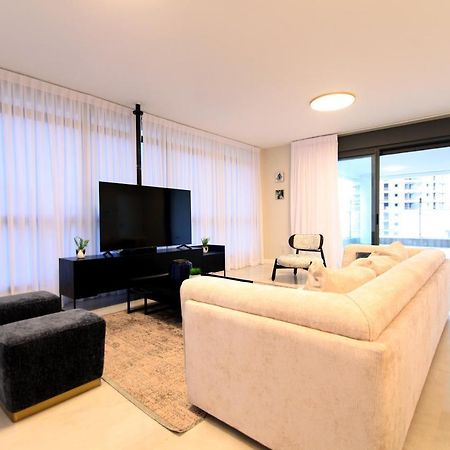 Mini Penthouse Near The Beach Netanja Exterior foto