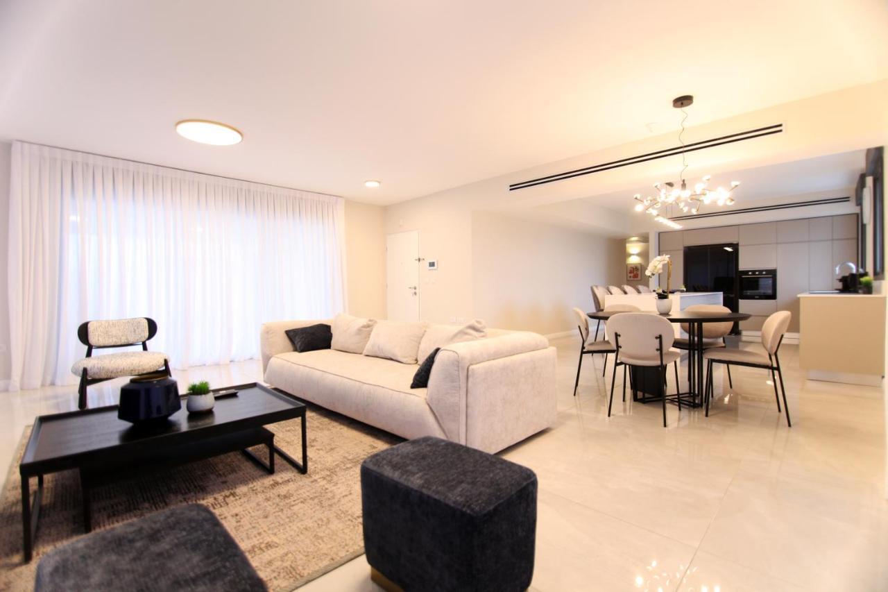 Mini Penthouse Near The Beach Netanja Exterior foto