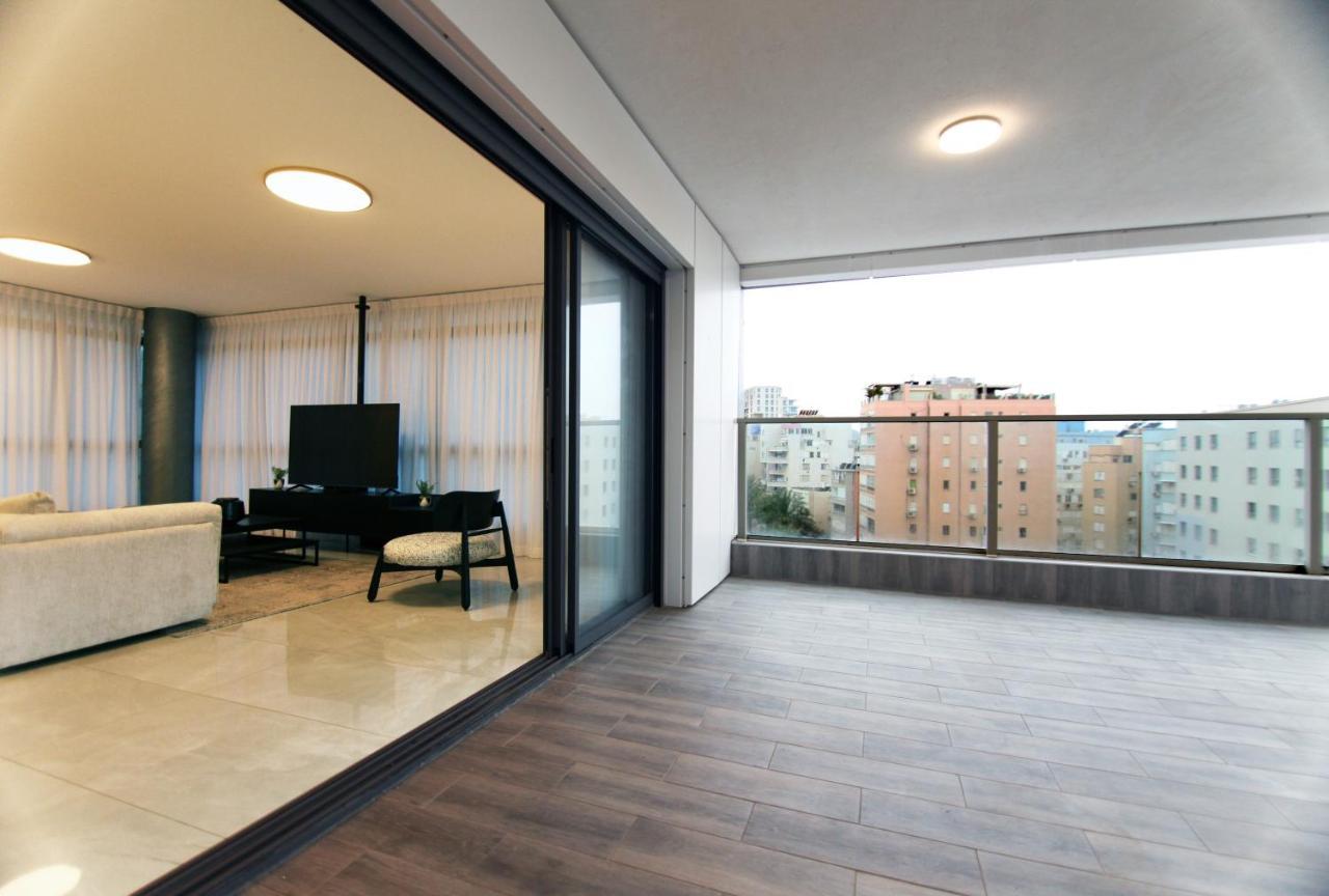 Mini Penthouse Near The Beach Netanja Exterior foto